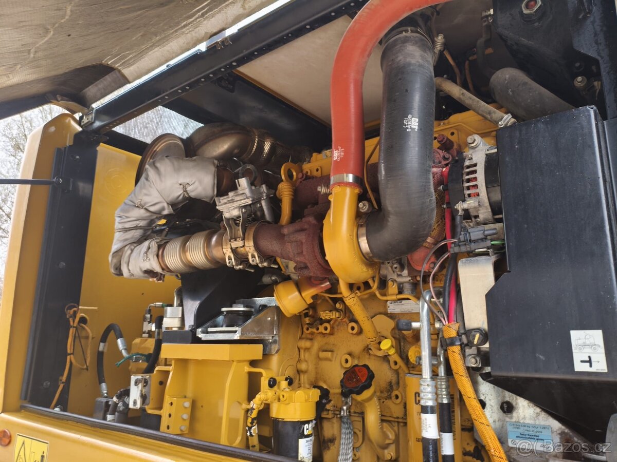 Kolový otočný bagr CAT M316 F - 14