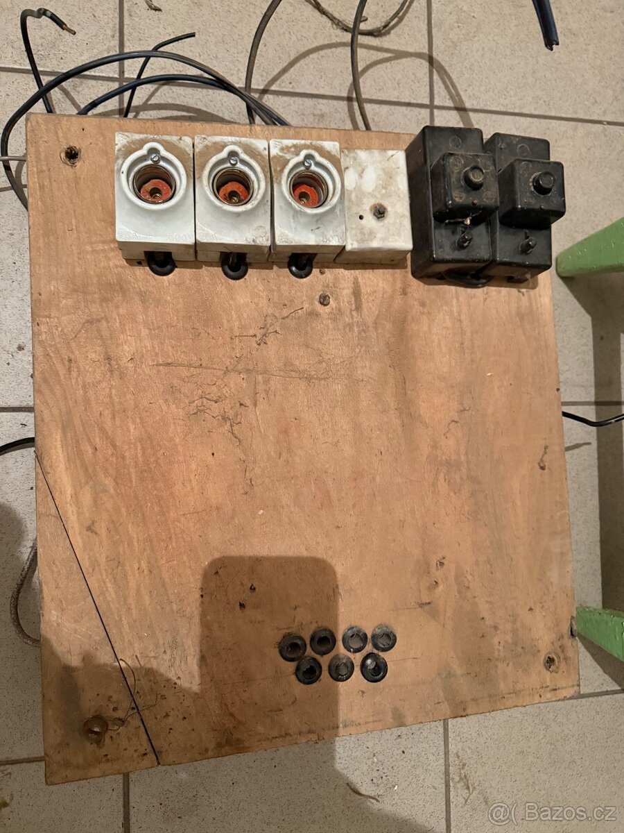 Porcelánové pojistky - 14