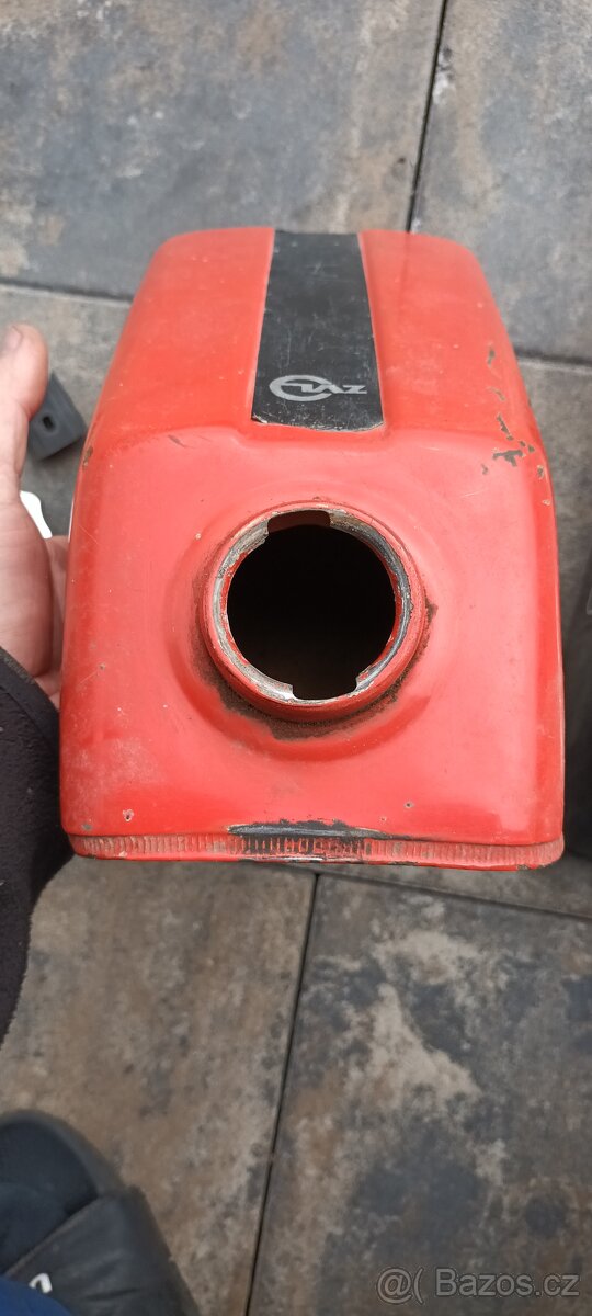 Babetta 210 - pěkná nádrž - 14