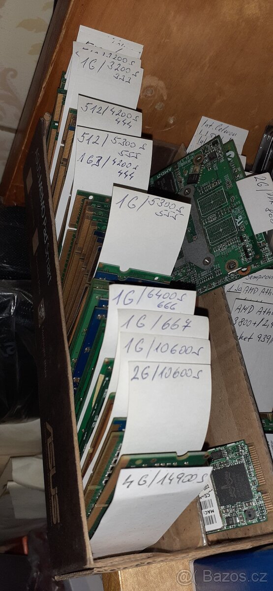 CPU pro Socket 775, 939, AM2, 478B - 14