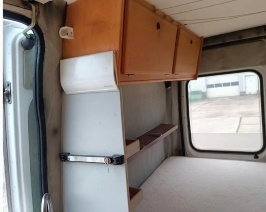 Peugeot boxer Adria,4 místa, otočné sedadla - 14