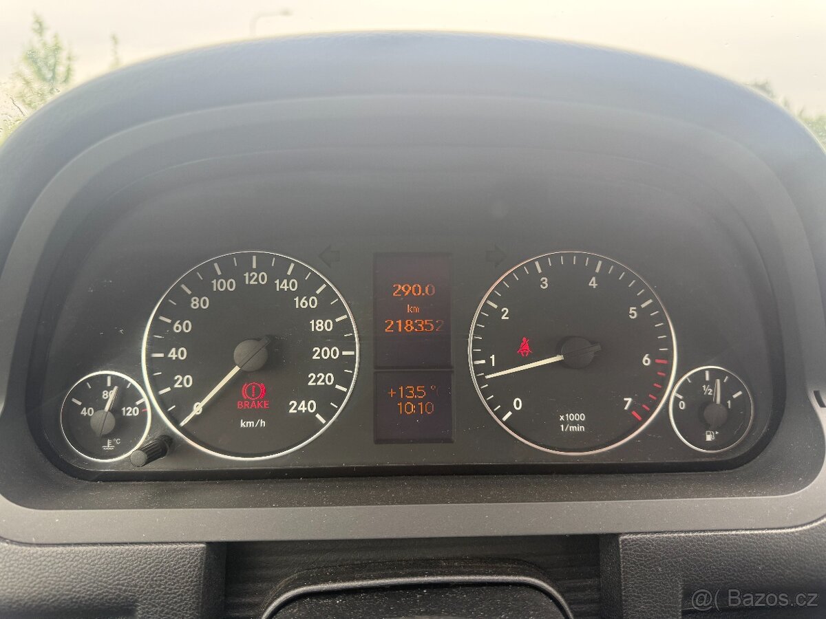 Mercedes A 200 benzin nova st - 14