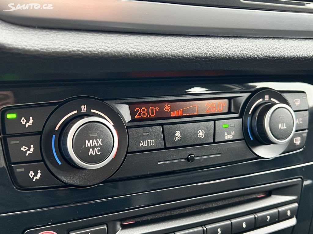 🚗 BMW X1 2.0D X-DRIVE 2014 AUTOMAT NAVI ALU - 14