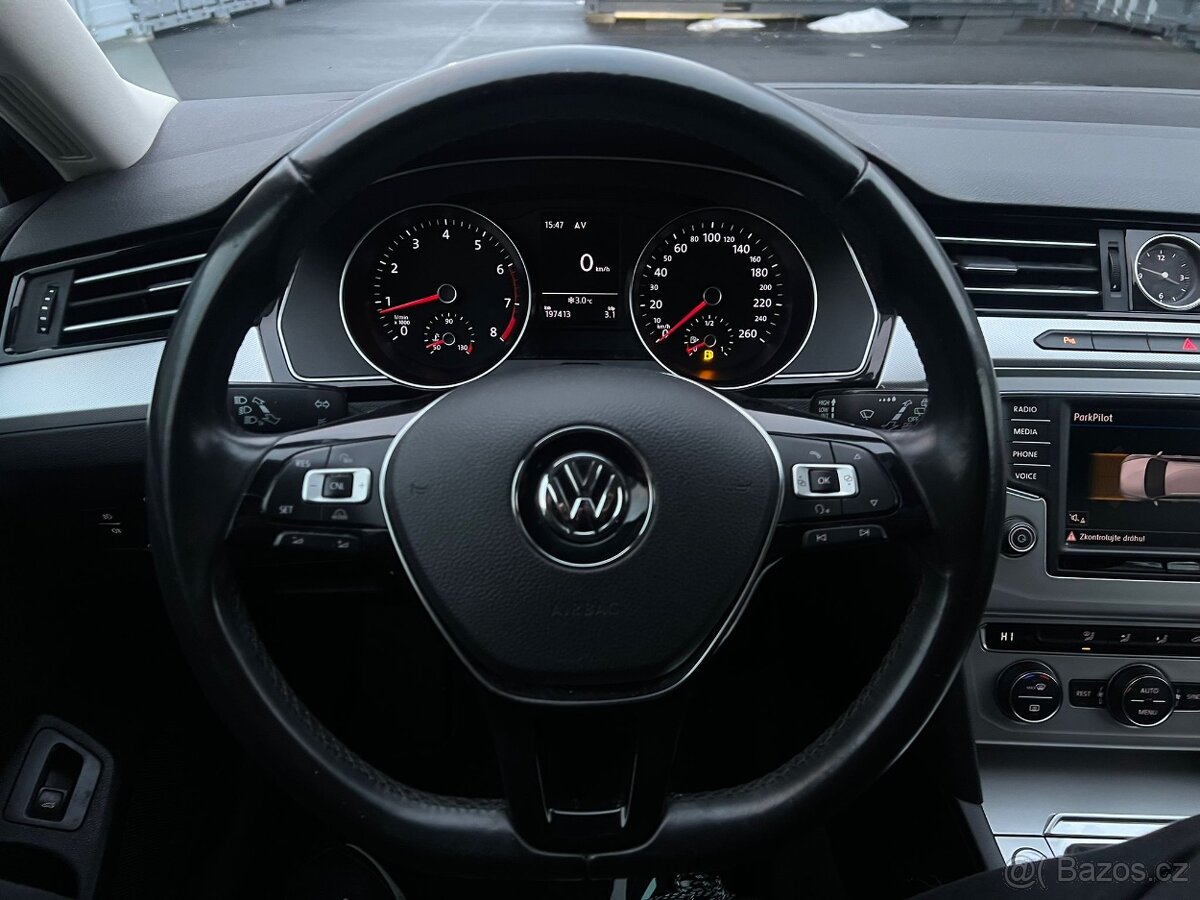 Volkswagen Passat B8 1.4 TSi COMBI 2017 MOŽNO NA SPLÁTKY - 14