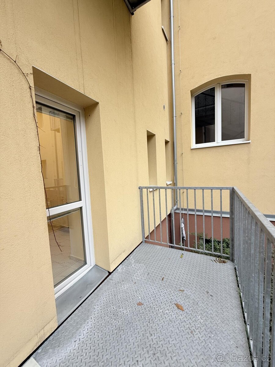 Pronájem bytu 2+1 58 m2 - 14