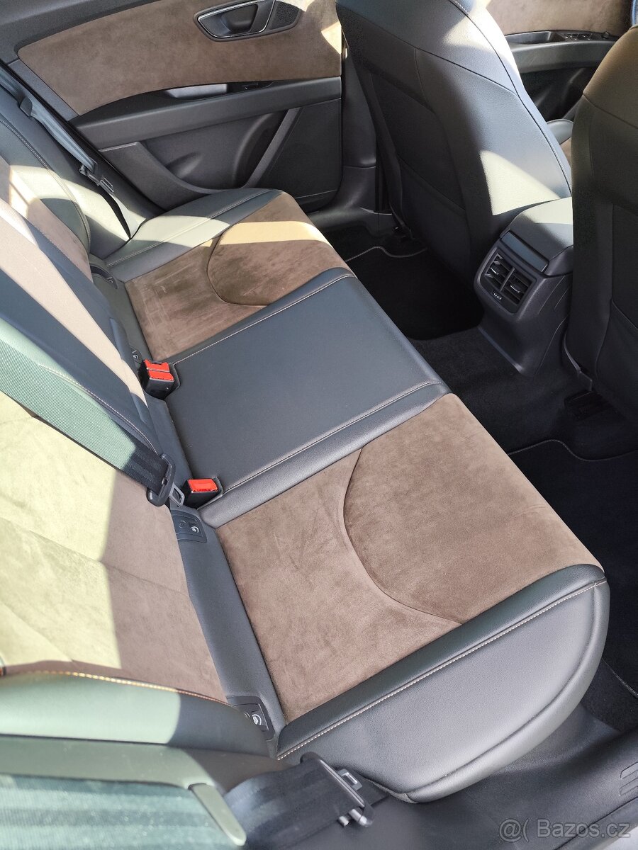 SEAT LEON X-PERIENCE DRIVE 2.0 TDI 150HP 4X4 ROK 2015 - 14