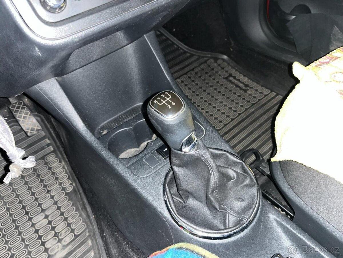 Škoda Fabia 1.4 benzín - 14