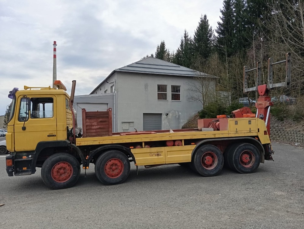 MAN - odtahový speciál - 14