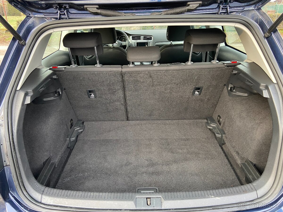 VW Golf 1,2 TSi P+Z Senzory, Klima - 14