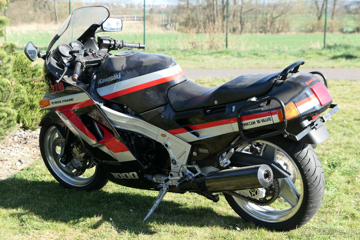 Kawasaki ZX10 - 14