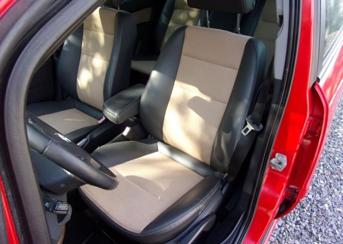 Opel Zafira 1.8i 103kW 7MÍST 185 000KM TOP benzín manuál - 14