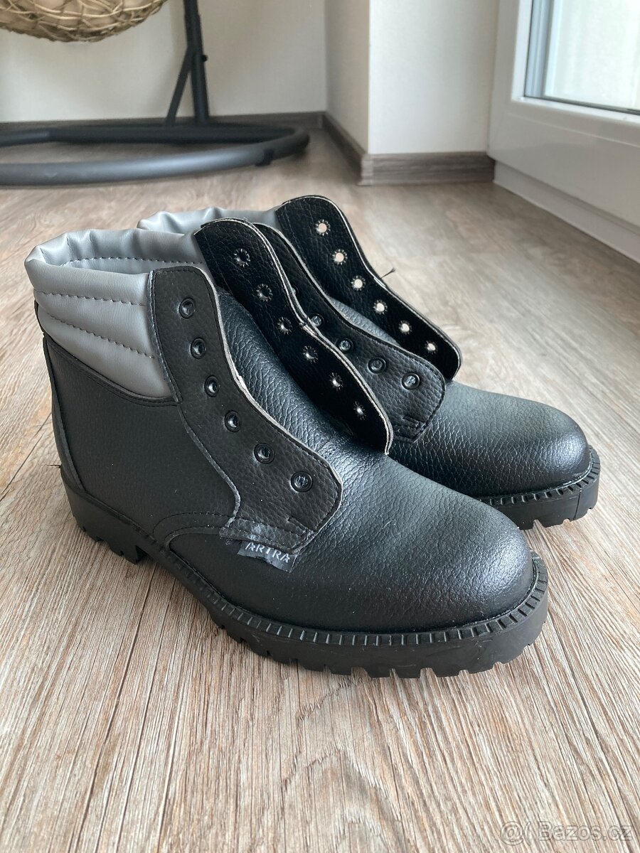 Pracovní / zdravotní obuv - 14