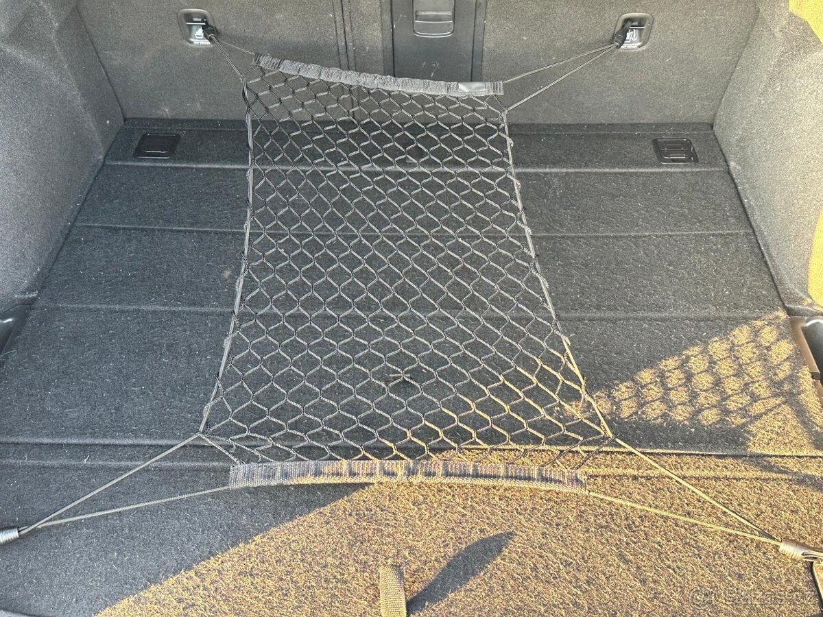 Hyundai i30 combi, 1.6 CRDI, 100 kW, Premium, aut, DPH - 14