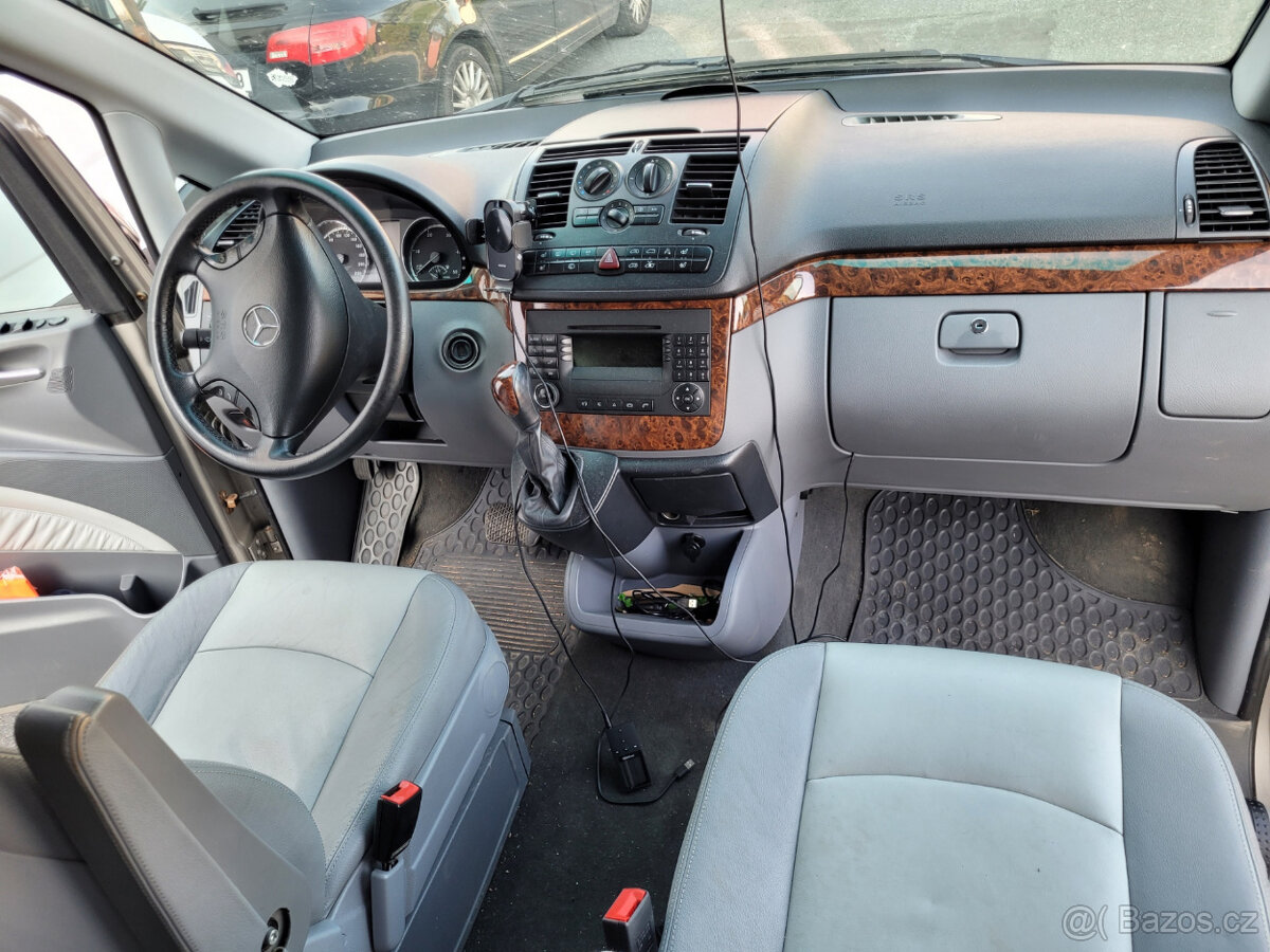 MERCEDES-BENZ VIANO V6 3.0CDi 150kW LONG 8míst automat - 14