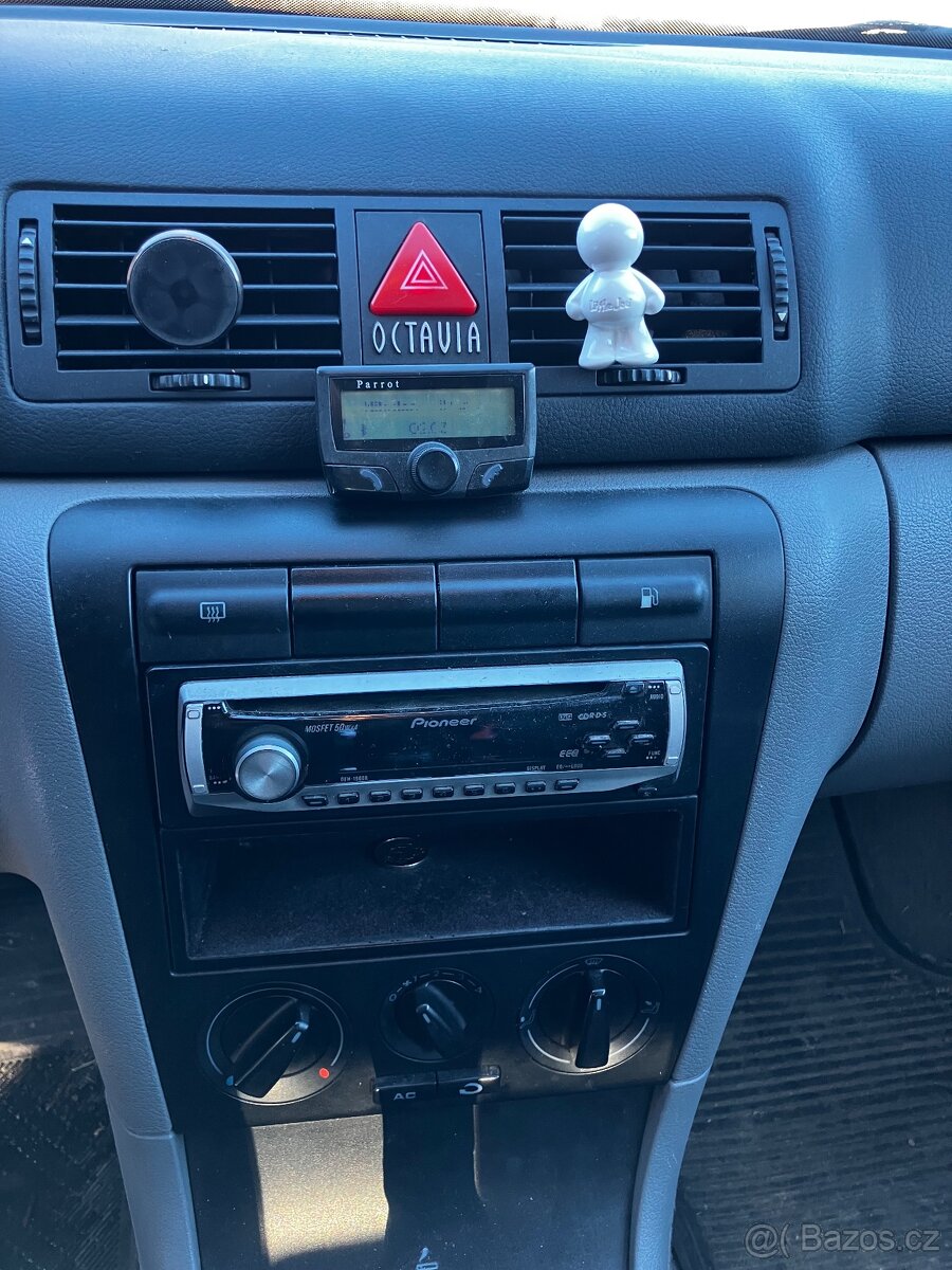 Moc pěkná Octavie - 14