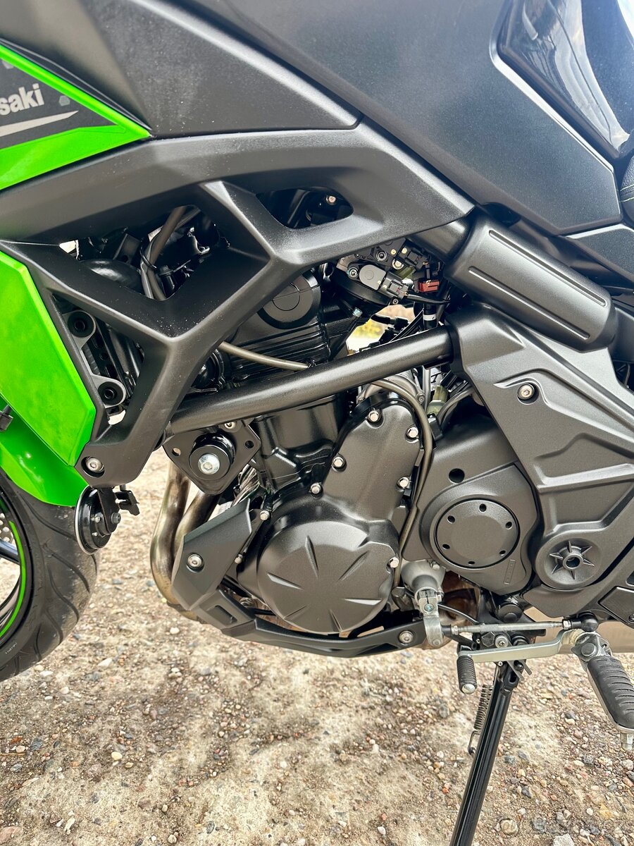 Kawasaki Versys 650 - 14