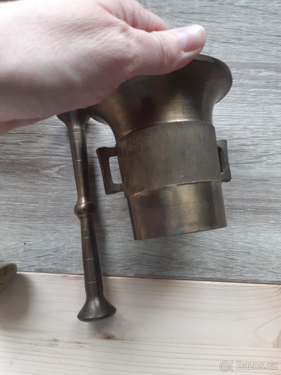 Mosazné hmoždířé s tloukem - 14