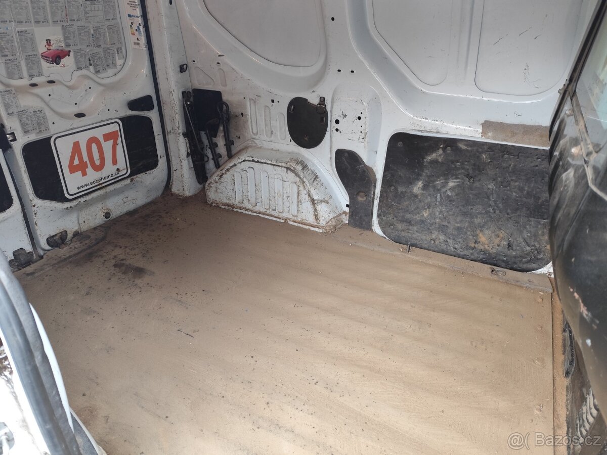 Dacia Dokker 1,6 benzín - 14