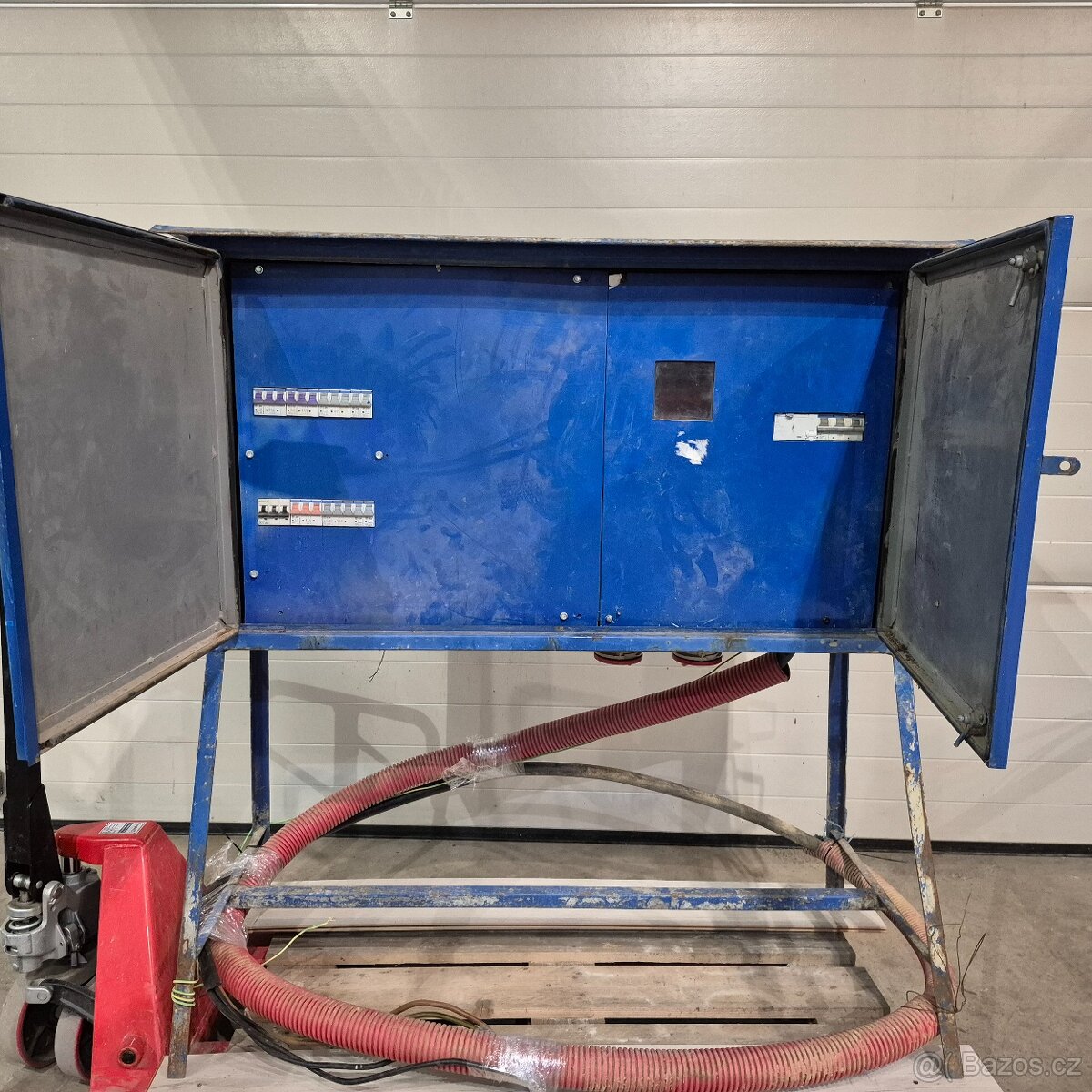prodám stavební rozvaděč -D- - 14