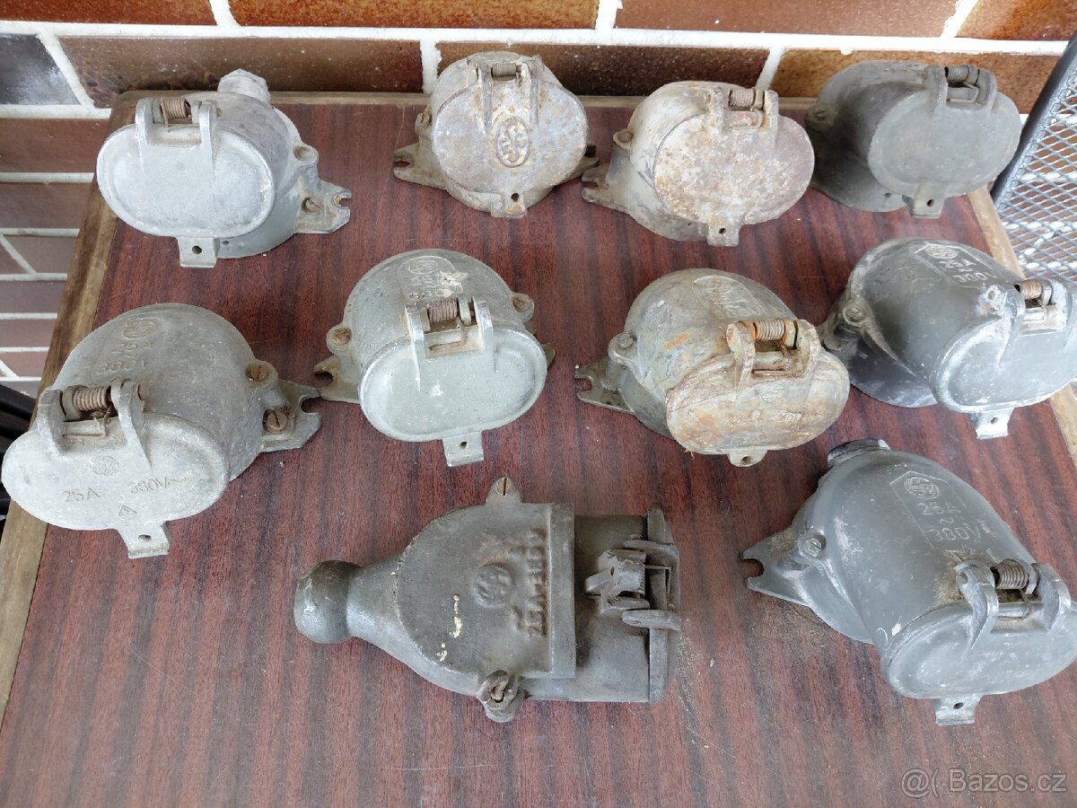 Stropní svítidlo, zásuvka 25A, 380V, zásuvka 16A,380V - 14