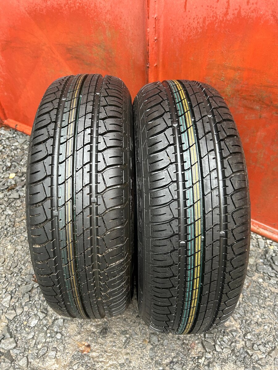 Přidám gumy 195/65/15. - 14