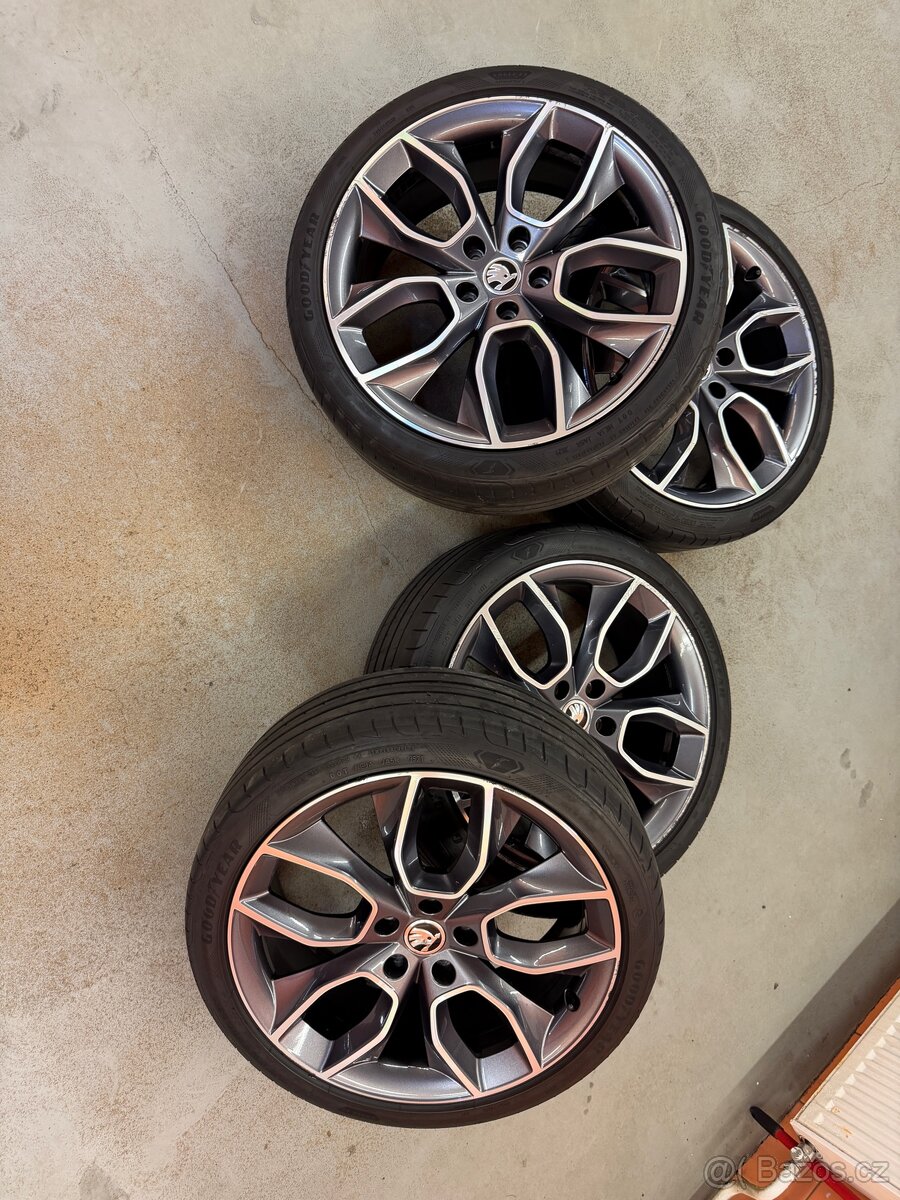 Prodám alu kola Škoda - 14