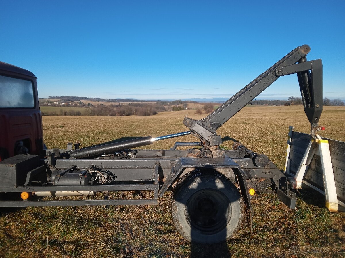 avia,nosič kontejneru,hydraulická ruka ,kontejner - 14