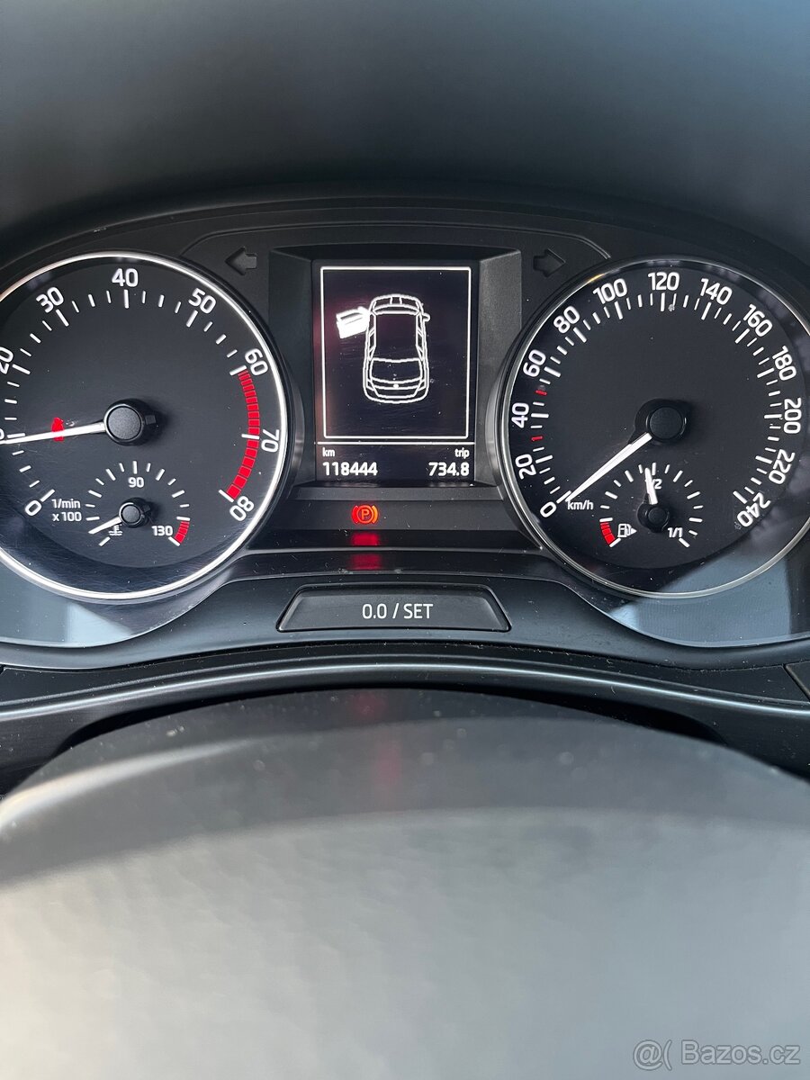 Škoda Fabia 3.......118000 km .1.2 Tsi.benzín - 14