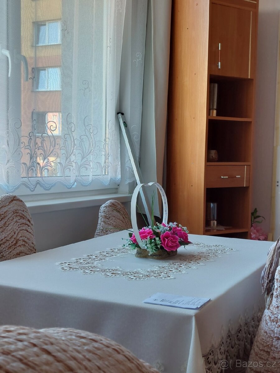 Prodám sektorovou obývací stěnu. - 14