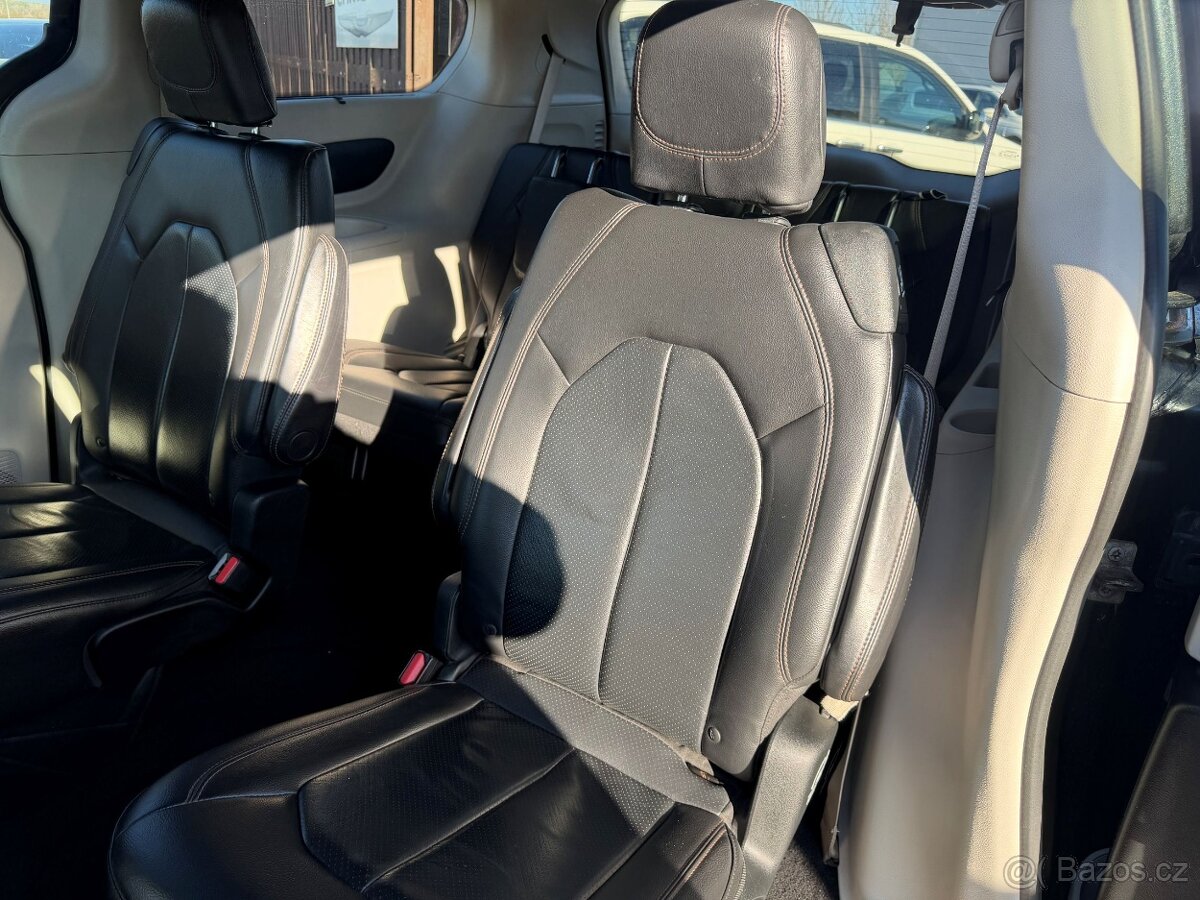 Chrysler Pacifica 3,6 Touring L DVD 2018 - 14