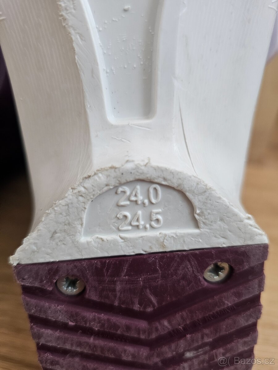 Dívčí lyžáky Atomic Hawx Girl jr 4 W (24) - 14