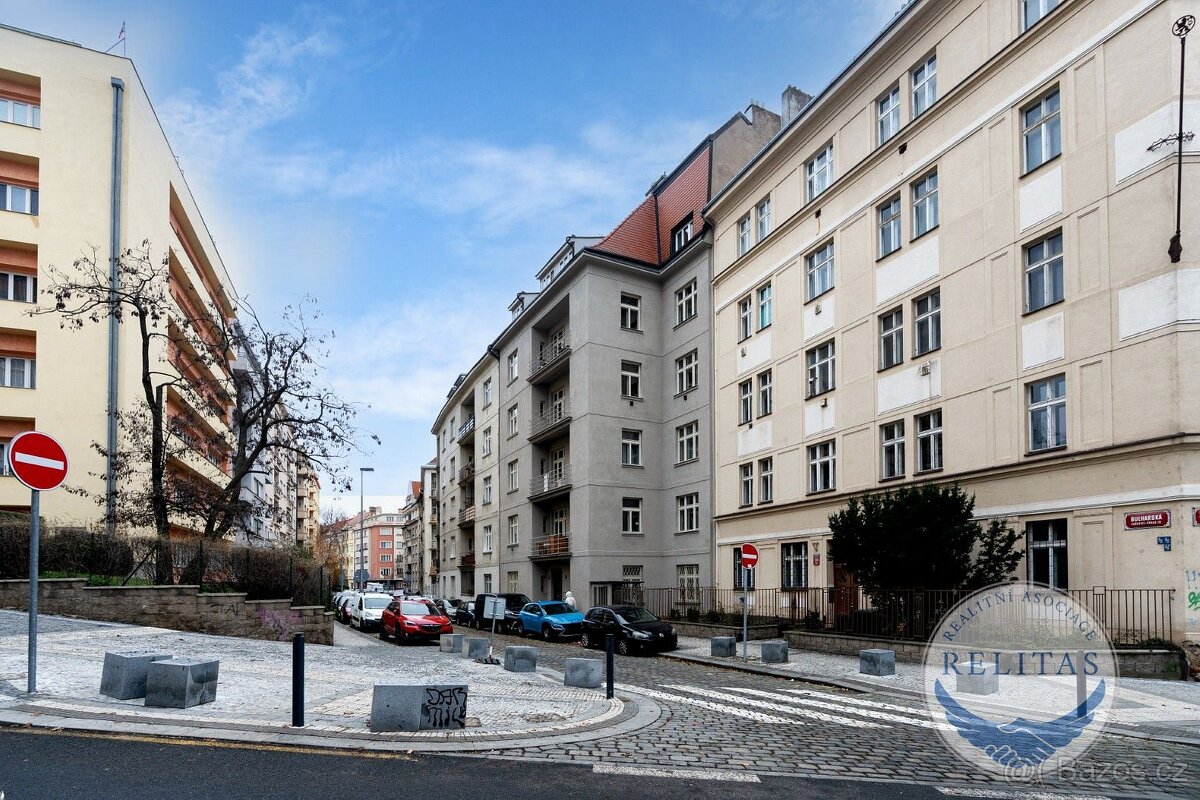 Pronájem bytu 2+kk 45 m² - 14