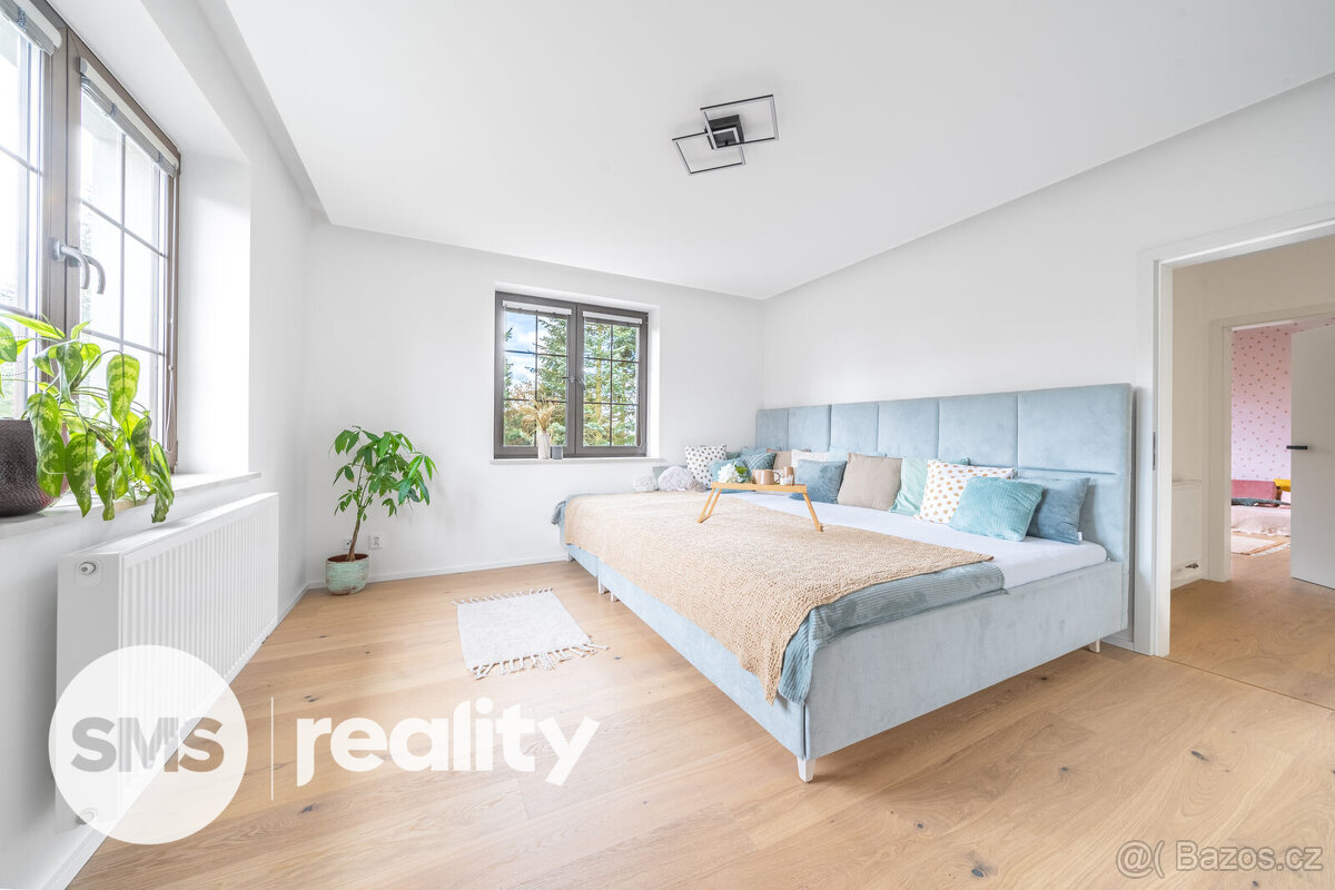 RD 4+1, 225 m2 (včetně garáže a terasy), pozemek 1061 - 14