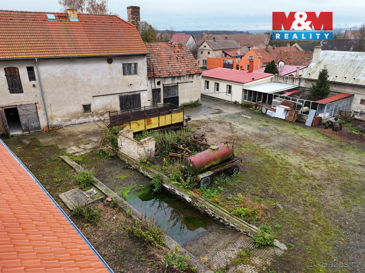 Prodej rodinného domu, 320 m², Černiv - 14