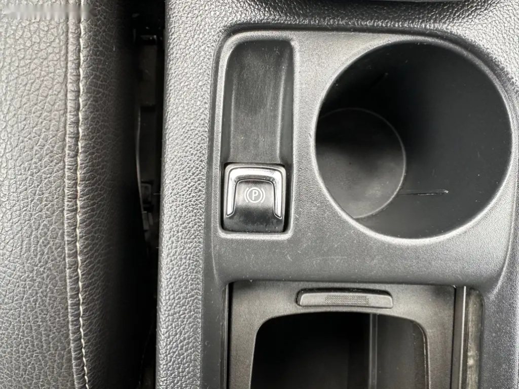 Opel Astra, 1.4 T 103KW NAVI,BI-XENON - 14