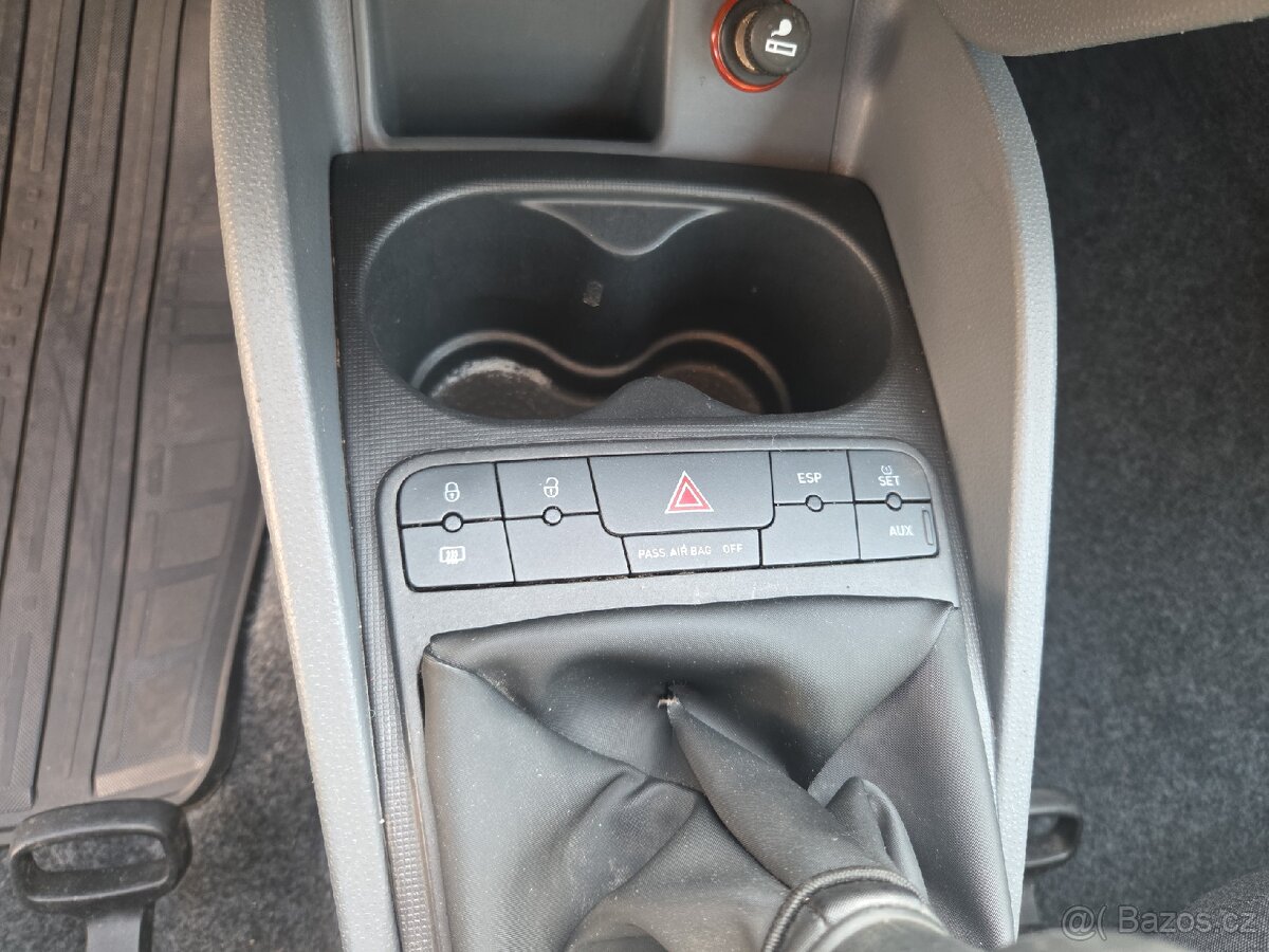 Seat Ibiza 1.4i-16V - 14