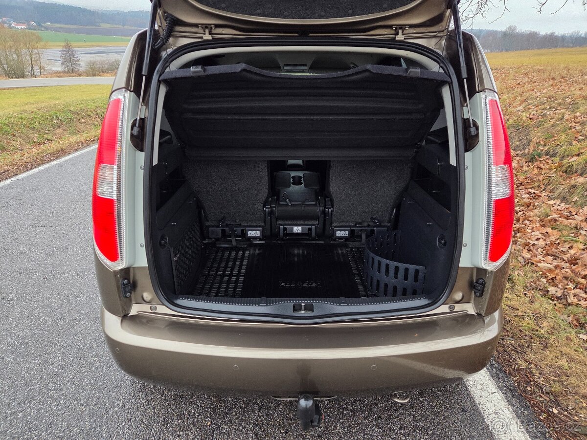 Škoda ROOMSTER 1.2TSI - 152tis/km - 2014 - Výbava - 14