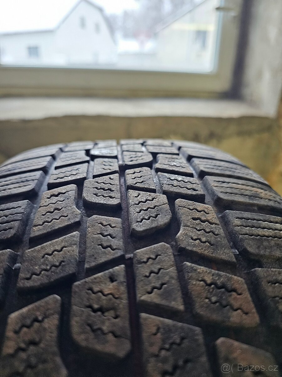 Zimní pneumatiky 205/55 R16 - 14
