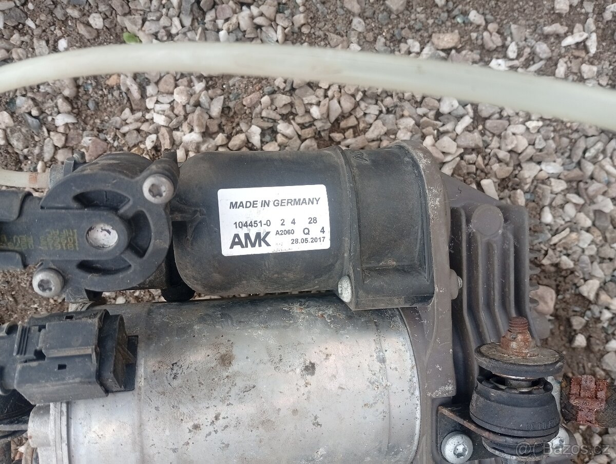 MERCEDES BENZ R V251, W251 VZDUCHOVÝ PODVOZEK PĚKNÝ - 14