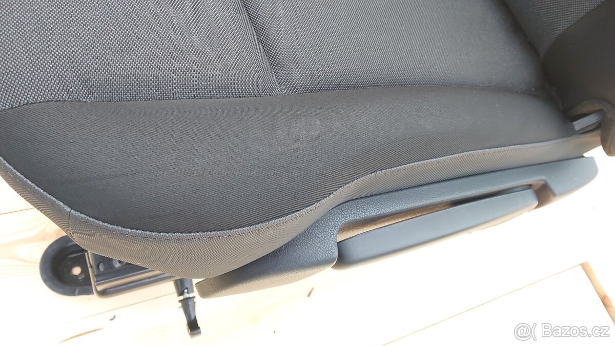 Renault Master – Sedadlo řidiče - 14