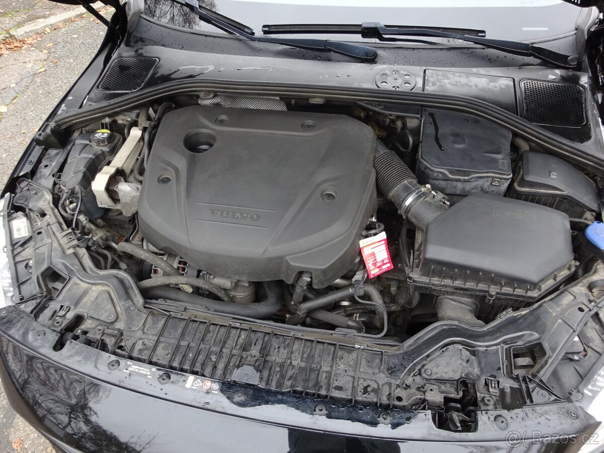 Volvo V60 2.0 D3 r.v.2016 (110 kw) servisní knížka - 14