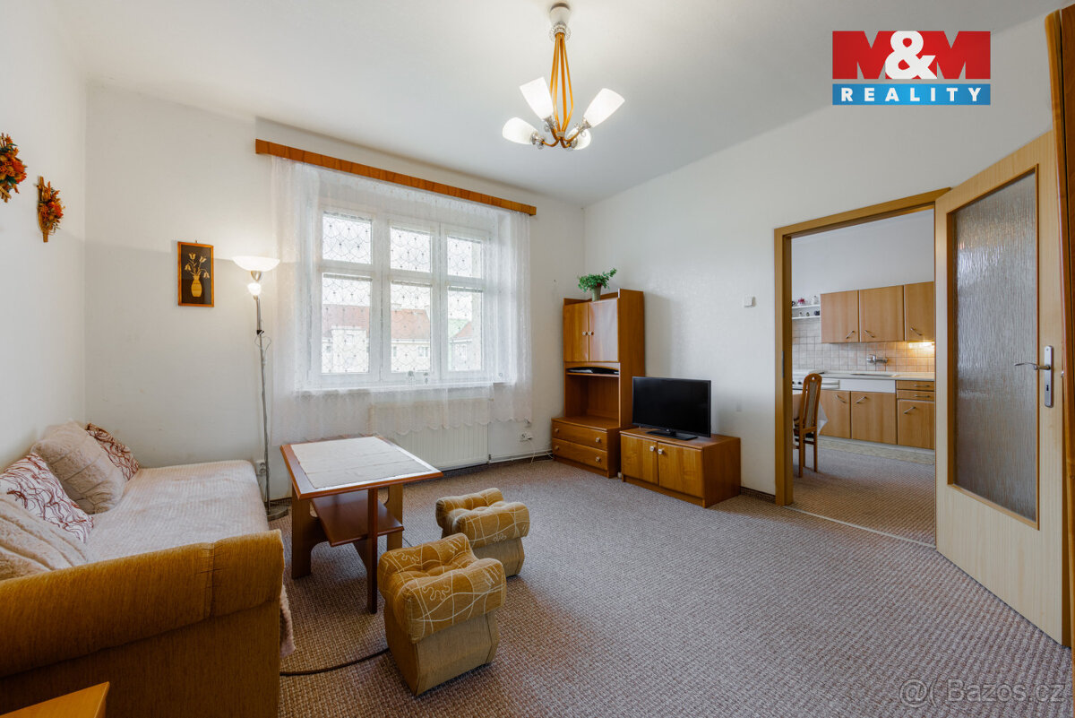 Prodej bytu 3+1, 78 m², Karlovy Vary, ul. Nad Dvorem - 14