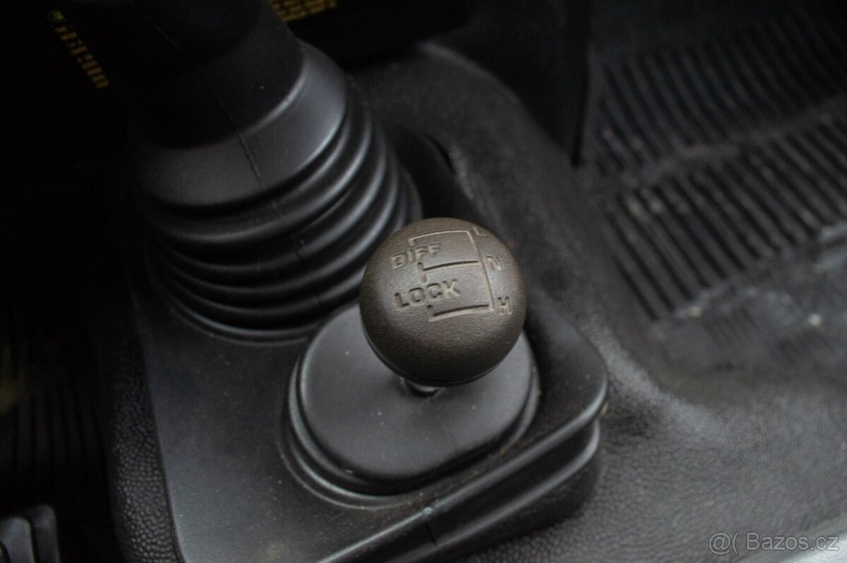 Land Rover Defender 110 2.5 Td5 HC PickUp - 14