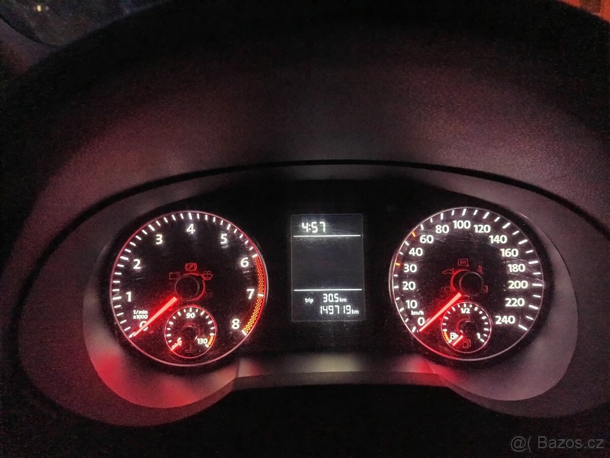 VW Sharan 1.4tsi 110kw,naj.orig.149t.km,velmi hezký - 14