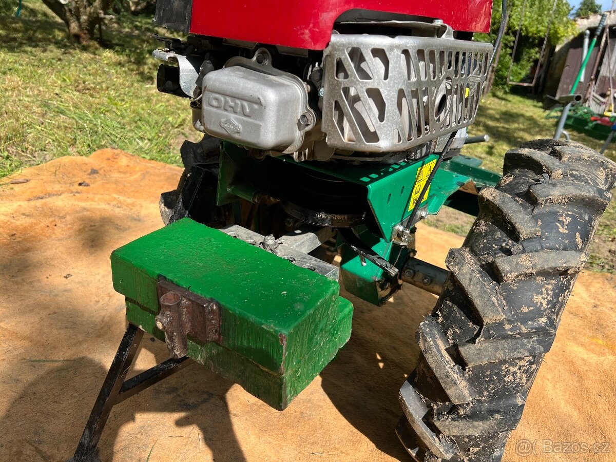 Jednoosý kultivátor Robot + bohaté příslušenství - 14