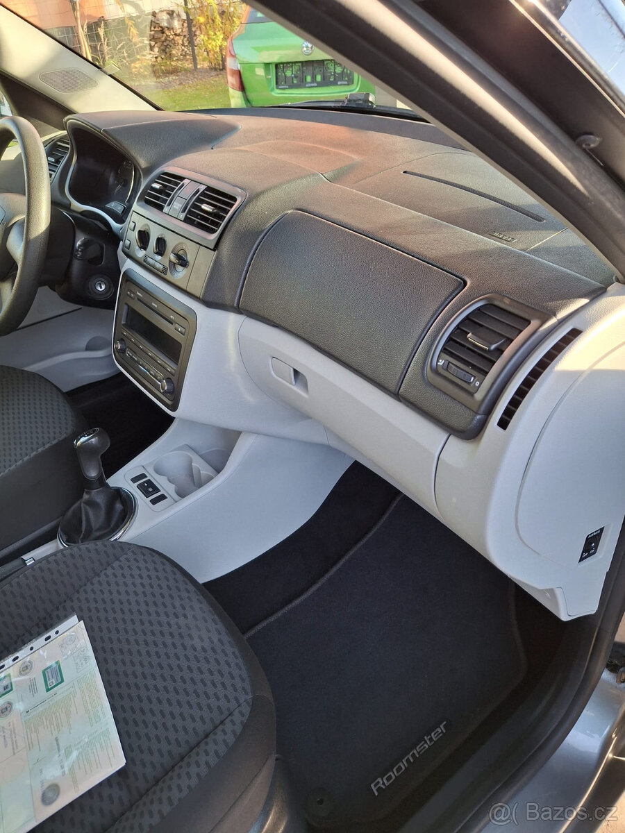 Škoda Roomster 1.2 TSI 77KW 4VÁLEC - 14