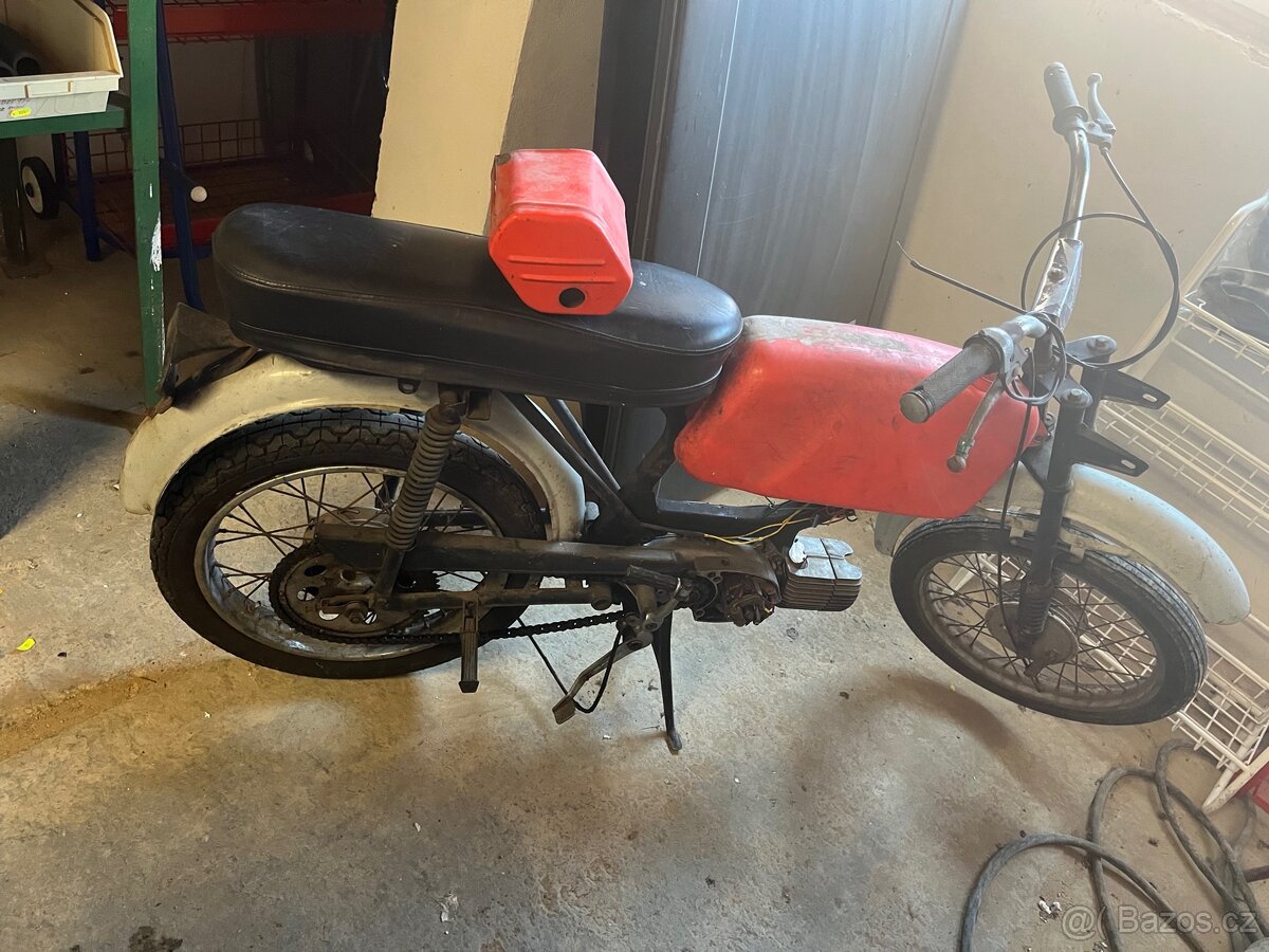 Jawa 23 Mustang - 14