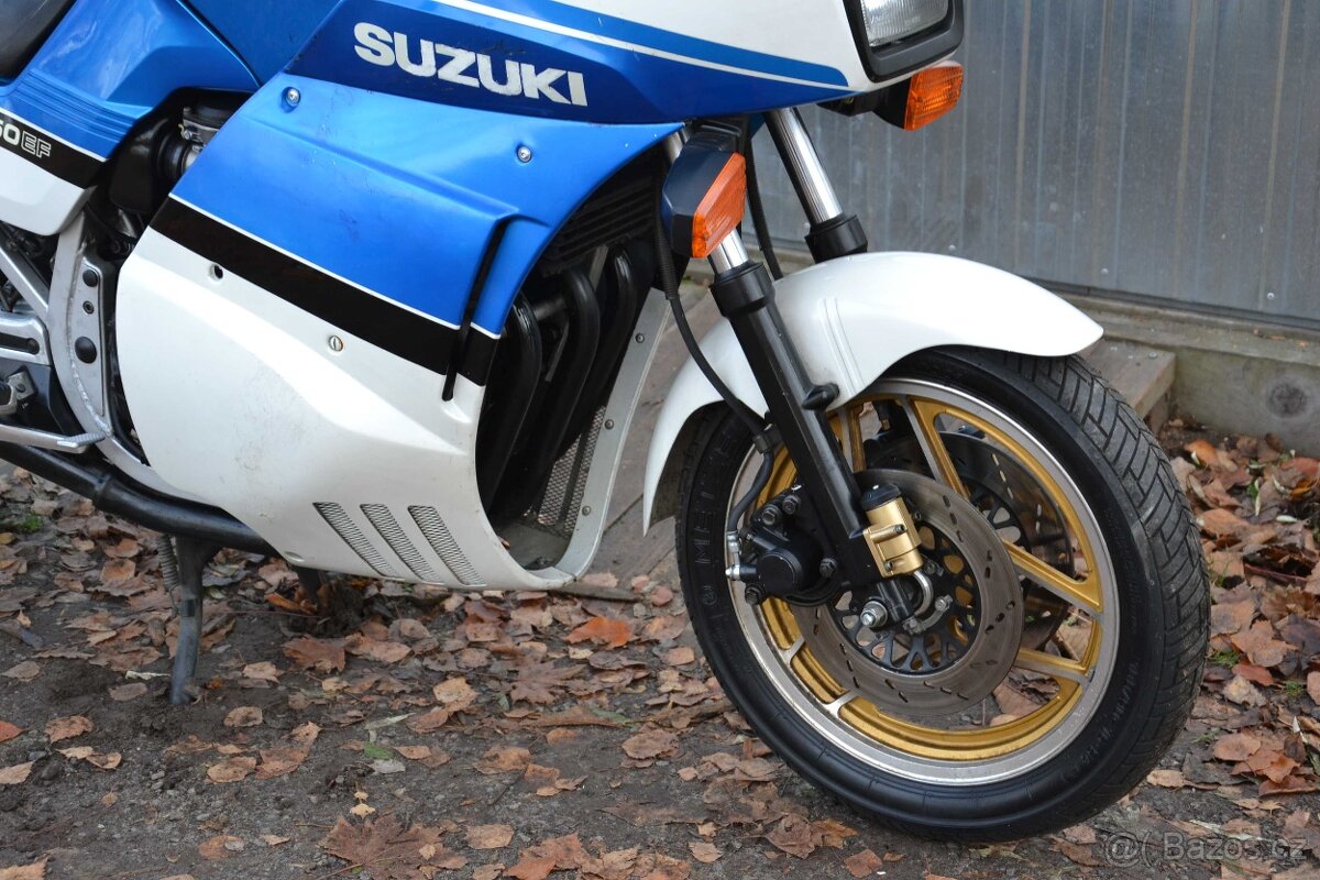 Suzuki GSX 750EF ( GR72A ) - 14