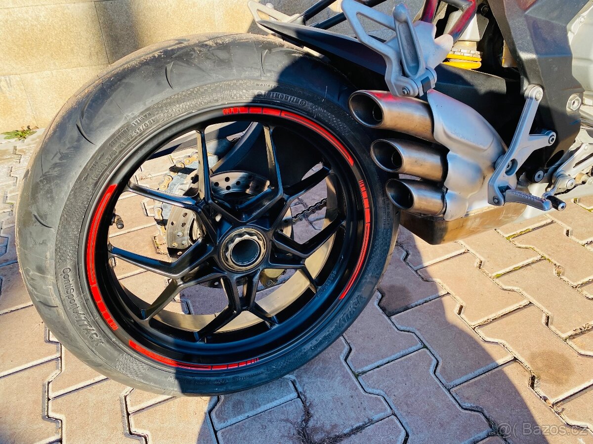 MV AGUSTA BRUTALE 675 - 14