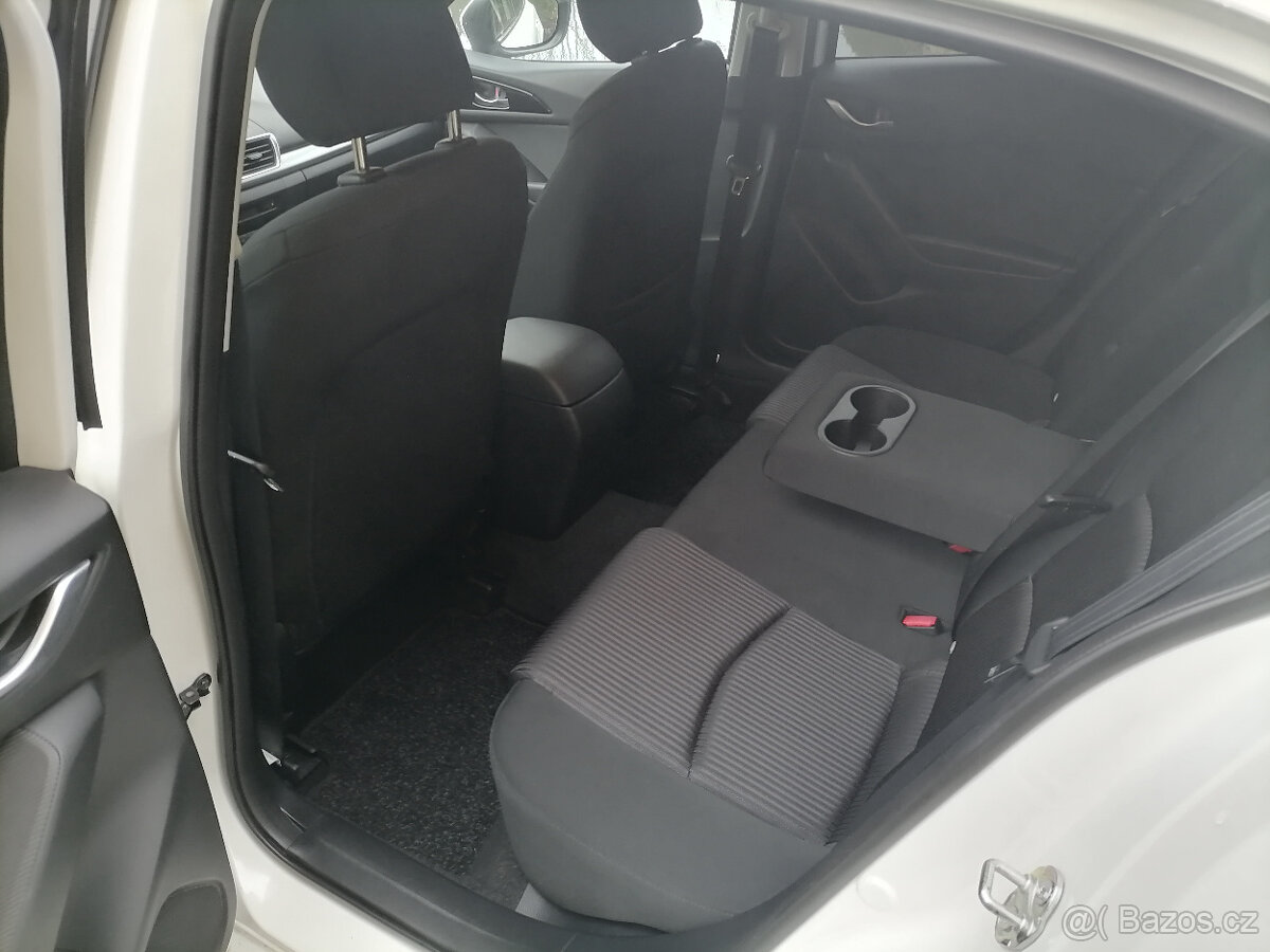 Mazda 3 2.0i 88kw Sport 72000km HeadUpBoseXenonVyhřSed - 14